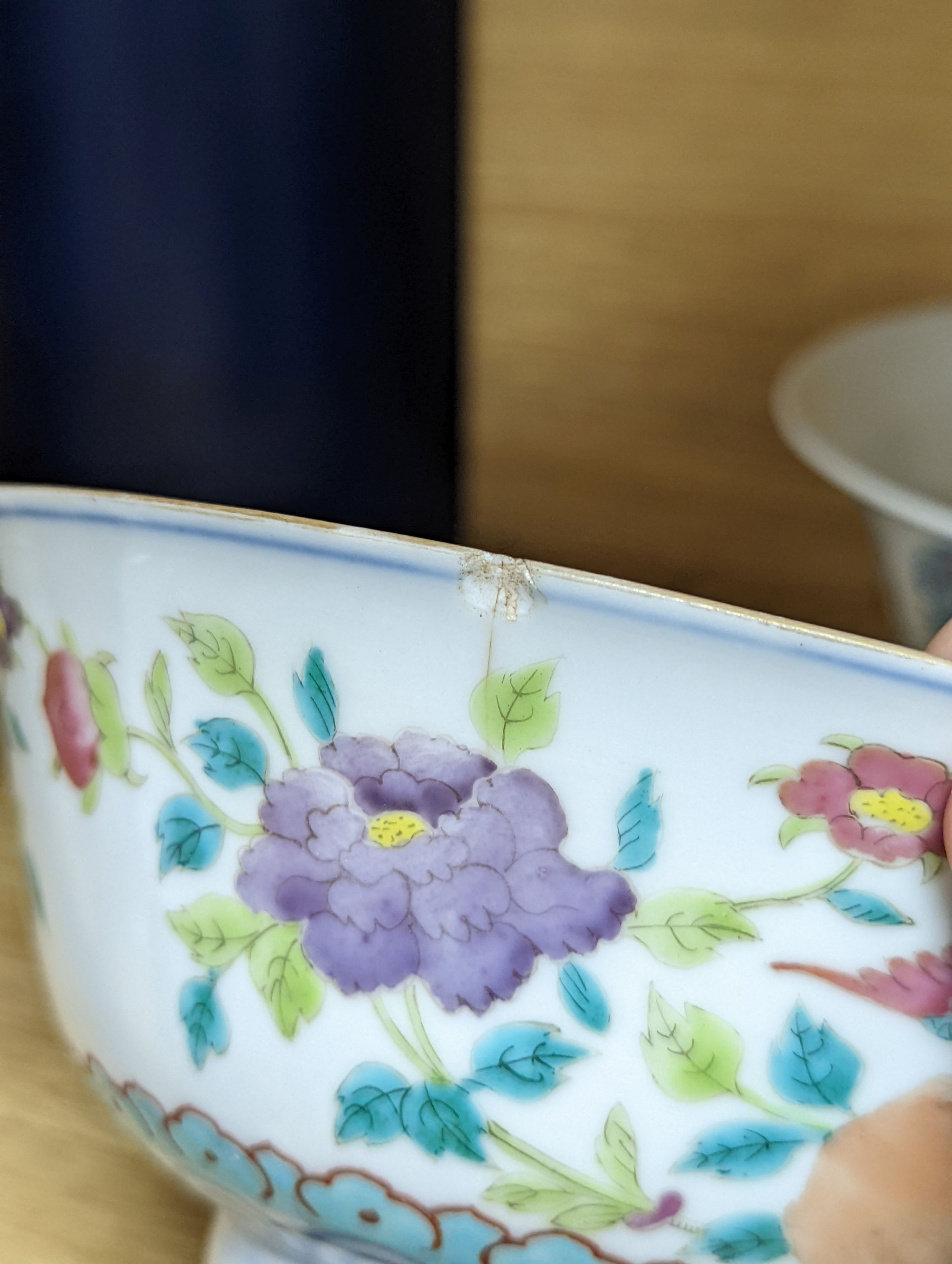 A group of Japanese porcelain tea wares and a rice bowl and cover